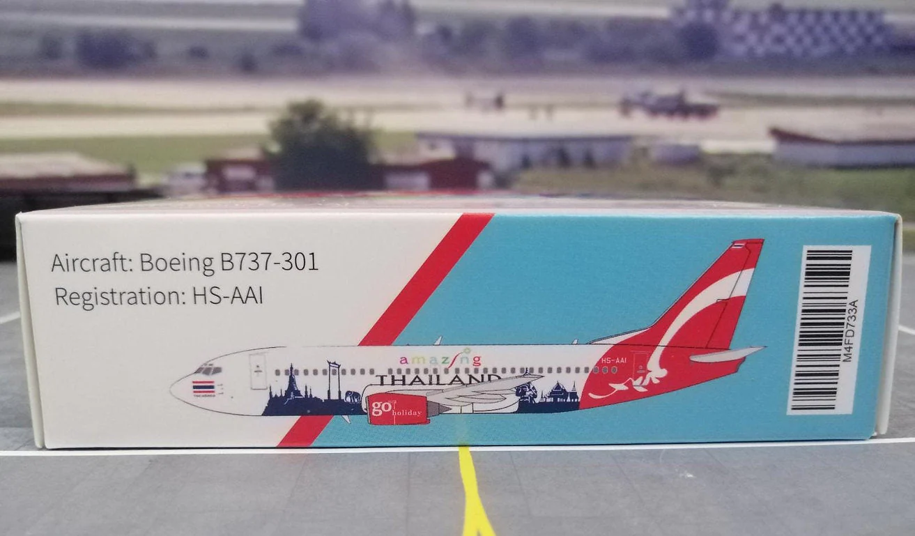 *1/400 AirAsia B 737-300 “Amazing Thailand” Miniature Models M4FD733A - Image 5