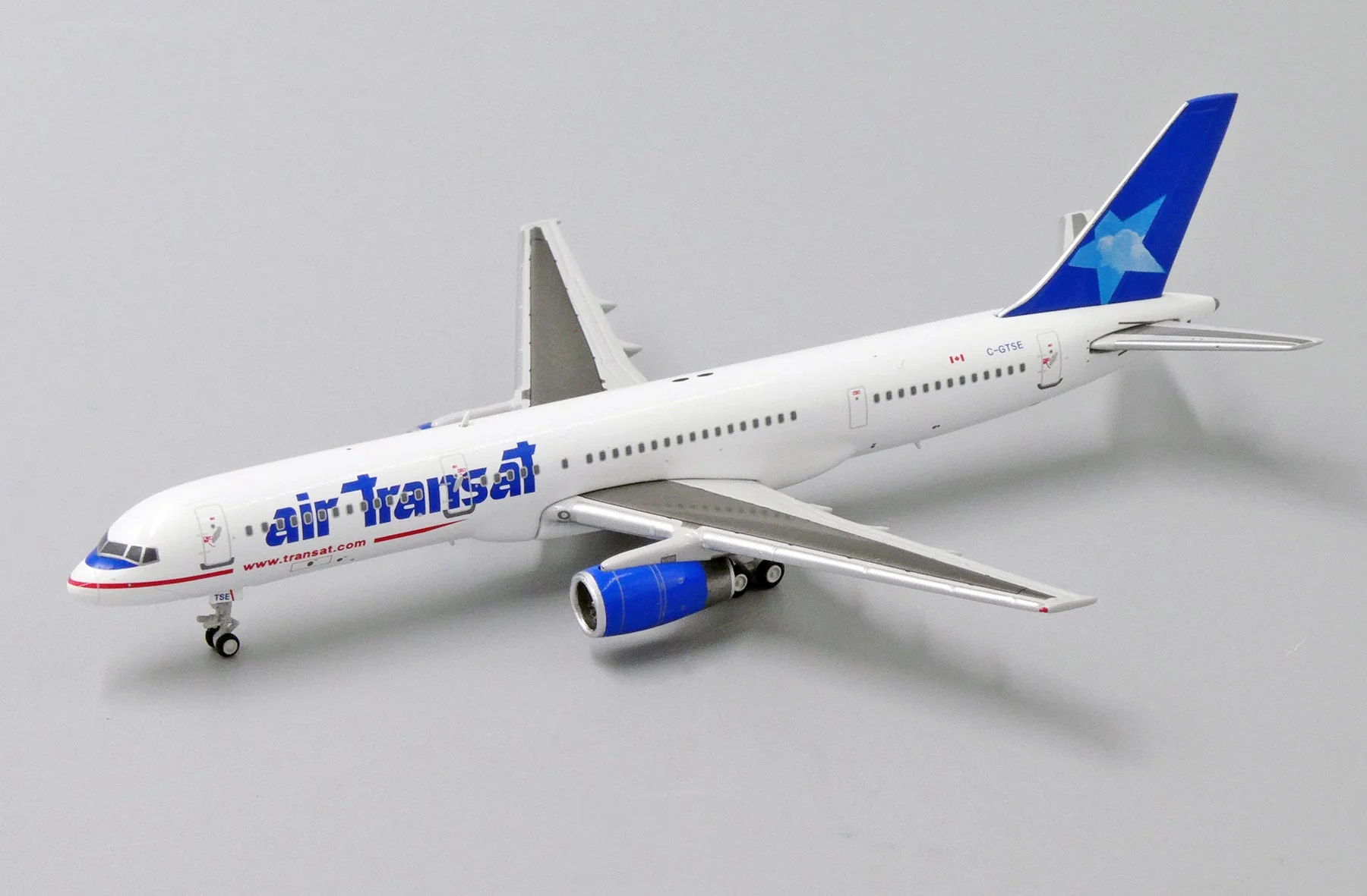 *1/400 Air Transat B 757-200 "60th Anniversary" JC Wings JC4TSC207 - Image 4