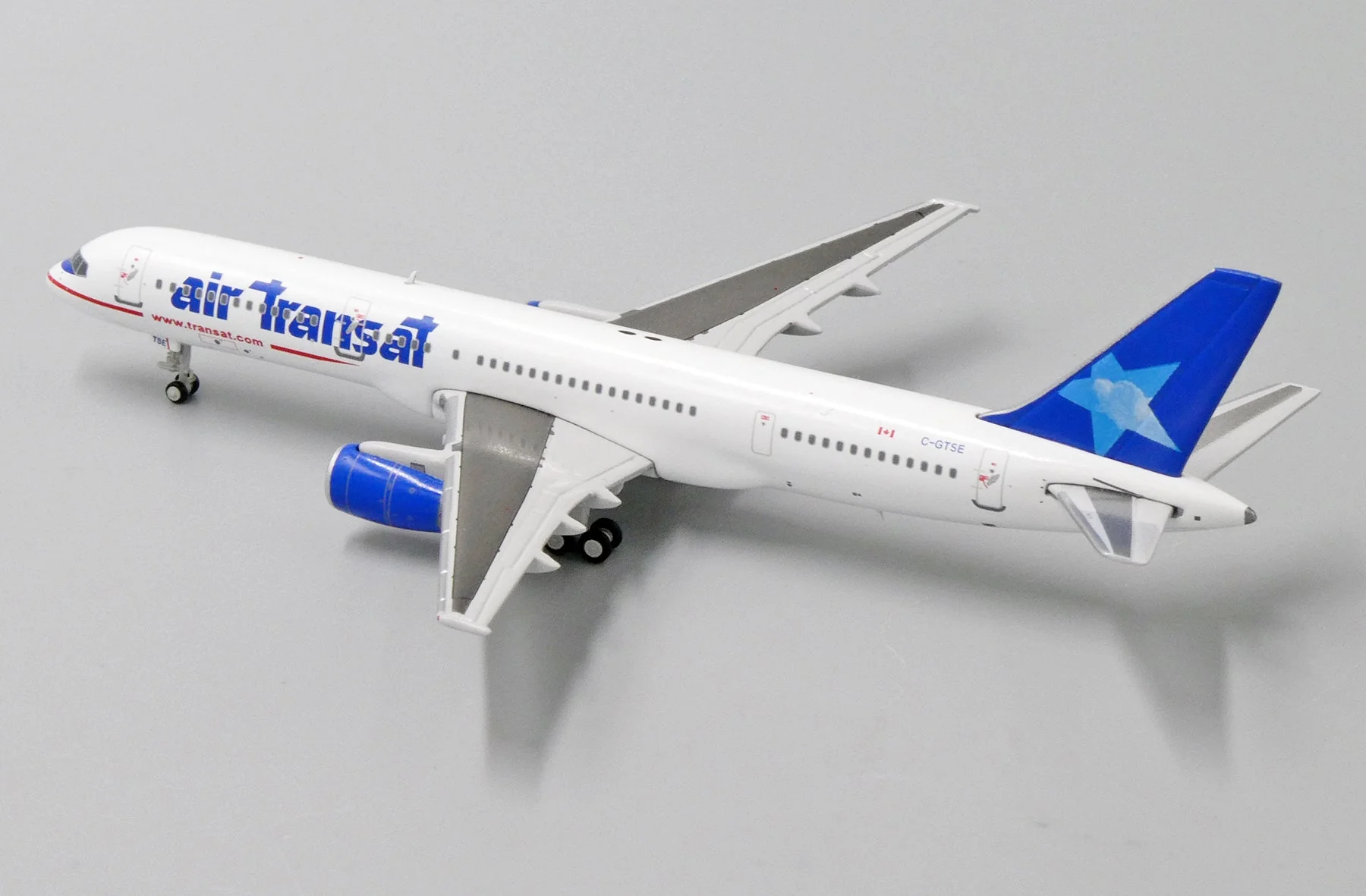 *1/400 Air Transat B 757-200 "60th Anniversary" JC Wings JC4TSC207 - Image 5