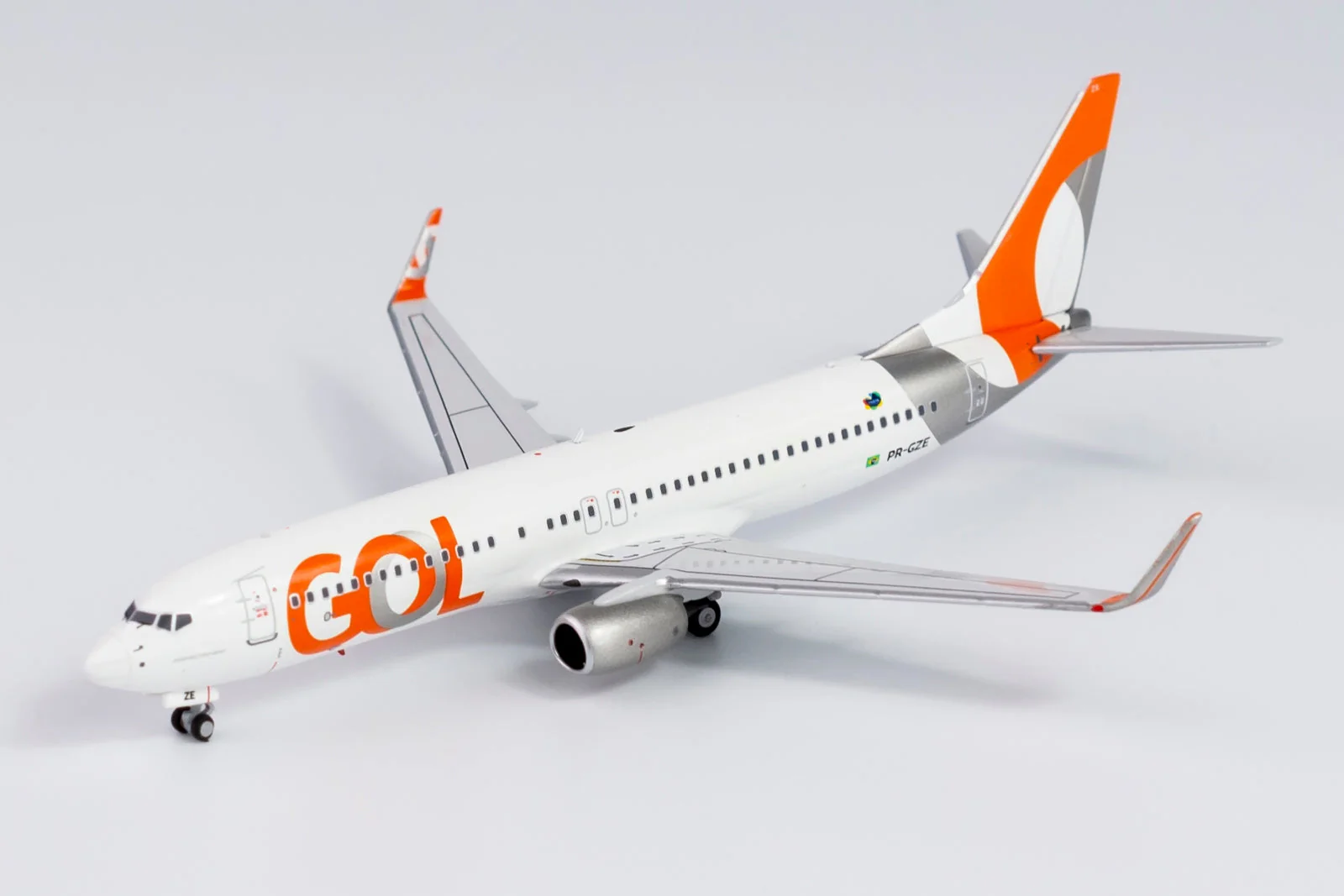 *1/400 GOL Linhas Aereas B 737-800/w NG Models 58137 - Image 4