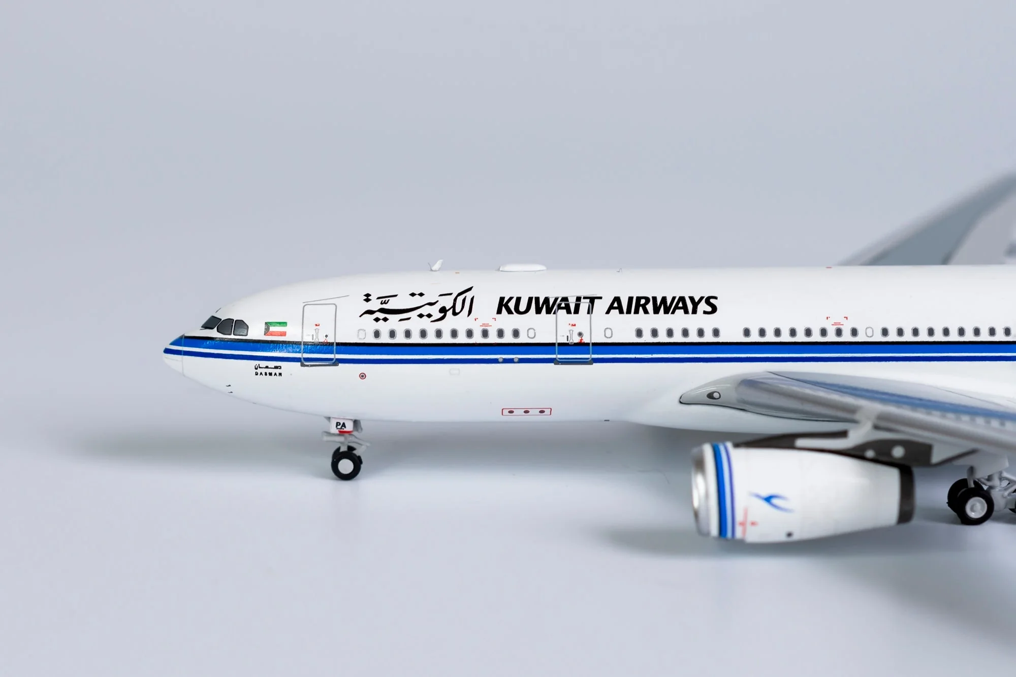 *1/400 Kuwait Airways A330-200 NG Models 61039 - Image 2