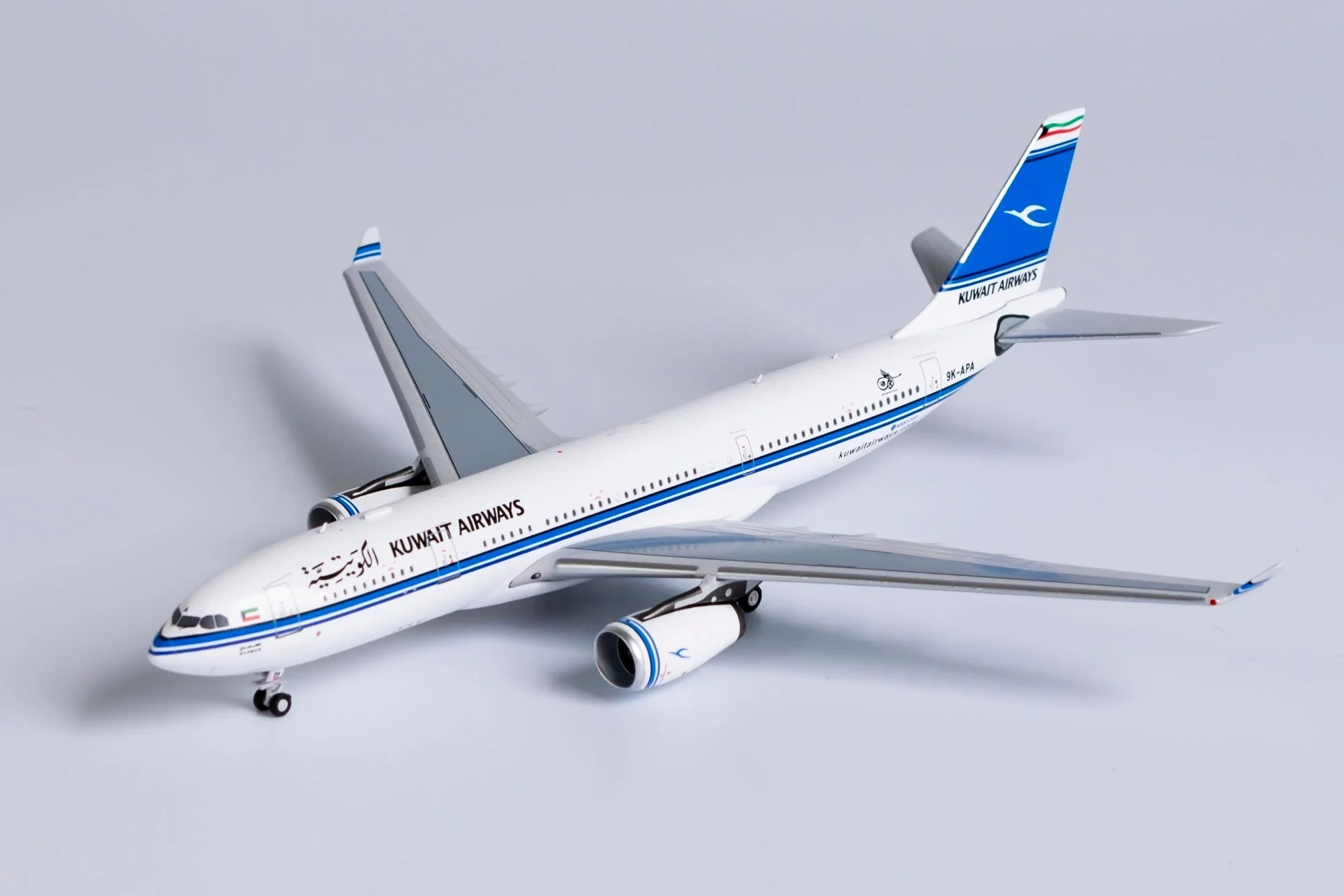 *1/400 Kuwait Airways A330-200 NG Models 61039 - Image 5