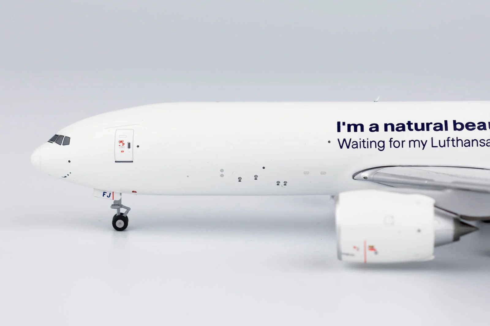* 1/400 Lufthansa Cargo B 777F "I'm a natural beauty" NG Models 72013 - Image 2
