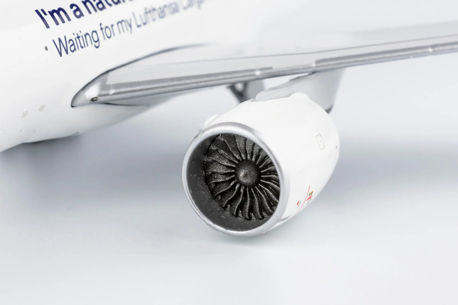 * 1/400 Lufthansa Cargo B 777F "I'm a natural beauty" NG Models 72013 - Image 6