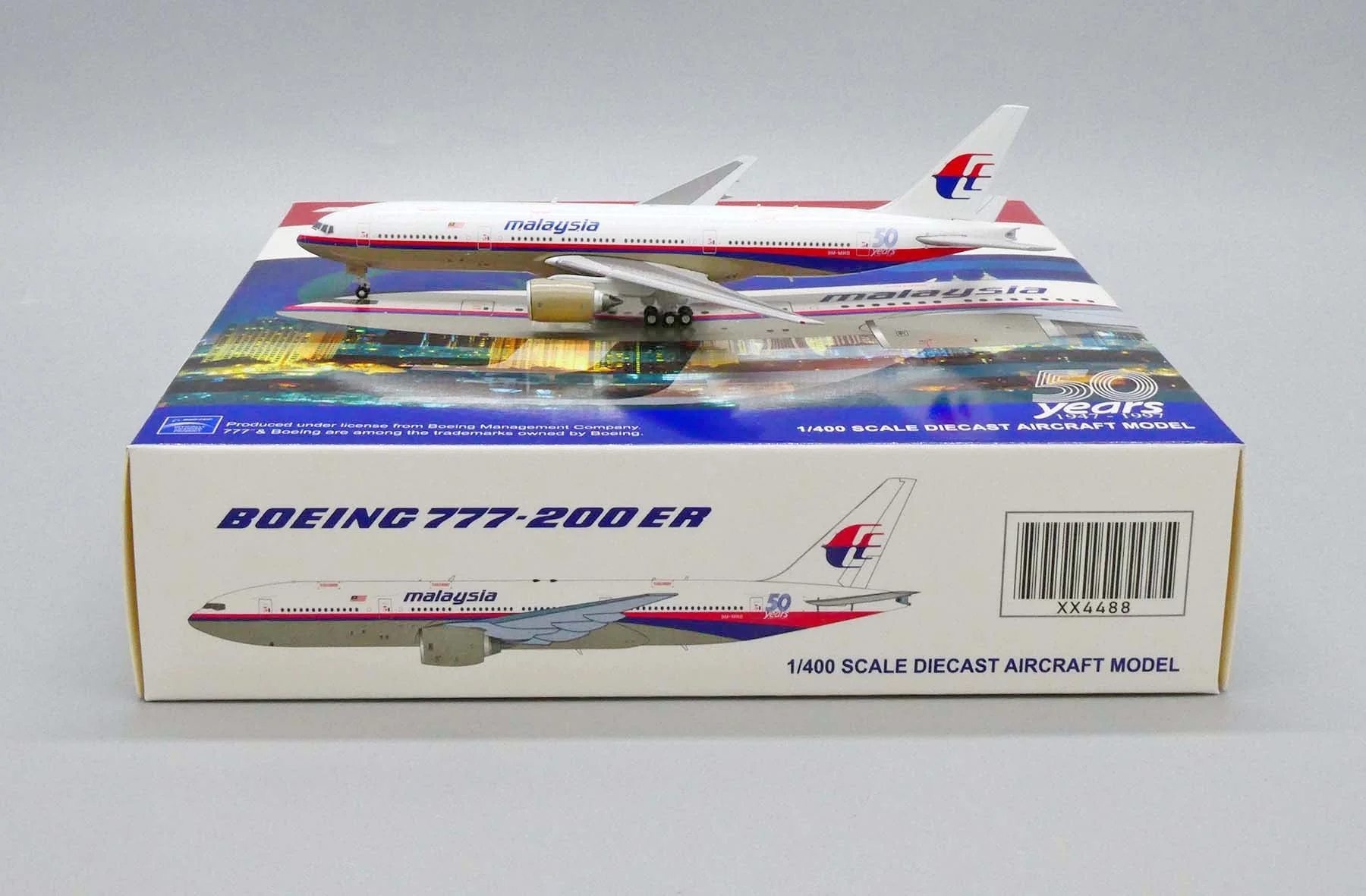 *1/400 Malaysia Airlines B 777-200ER "50 Years 1947-1997" JC Wings JC4MAS488 - Image 12