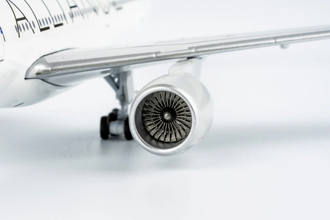 1:400 NG 72022 United Airlines 777-200ER N794UA (Star Alliance) - Image 6