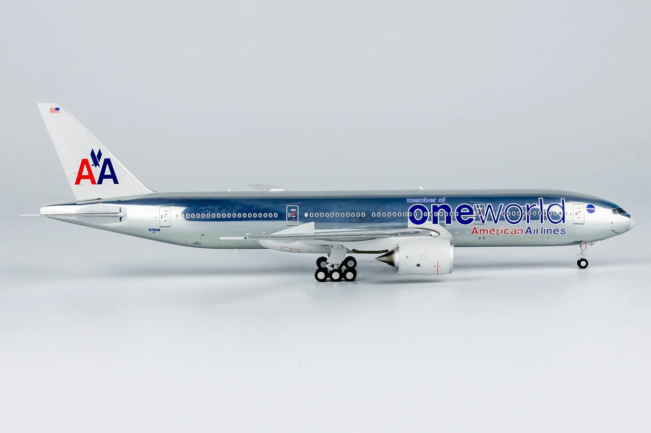 1:400 NG 72048 American Airlines 777-200ER N791AN (oneworld; polished cs) - Image 3