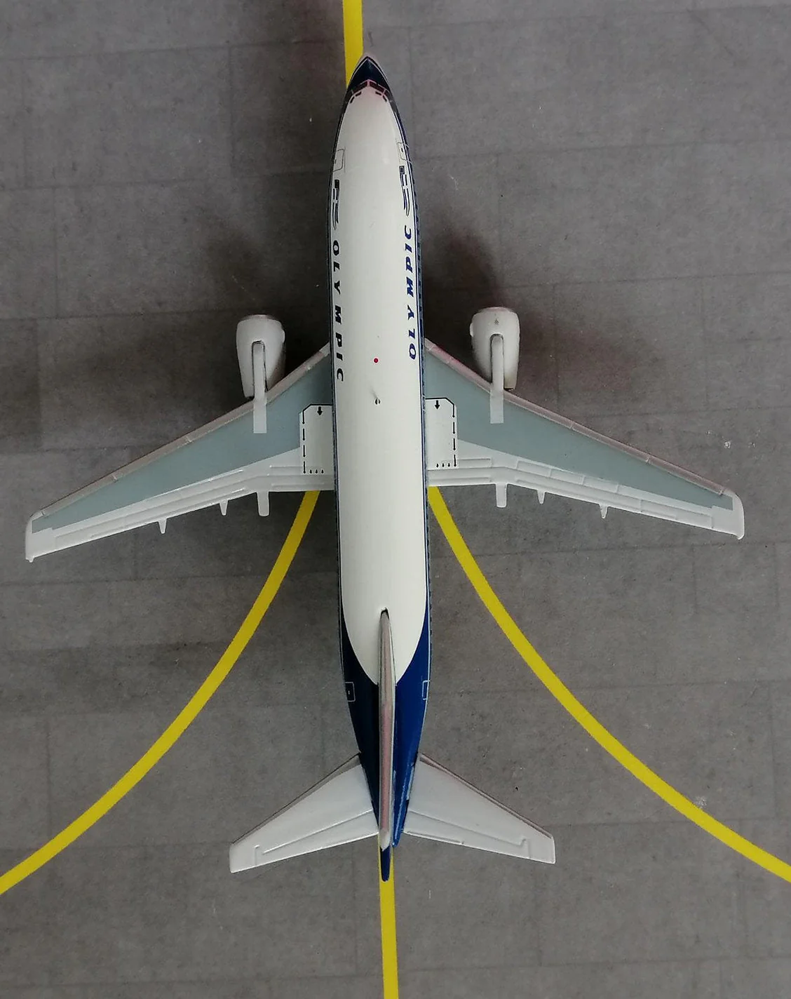*1/400 Olympic Airlines B 737-300 Miniature Models M4OA733A - Image 5