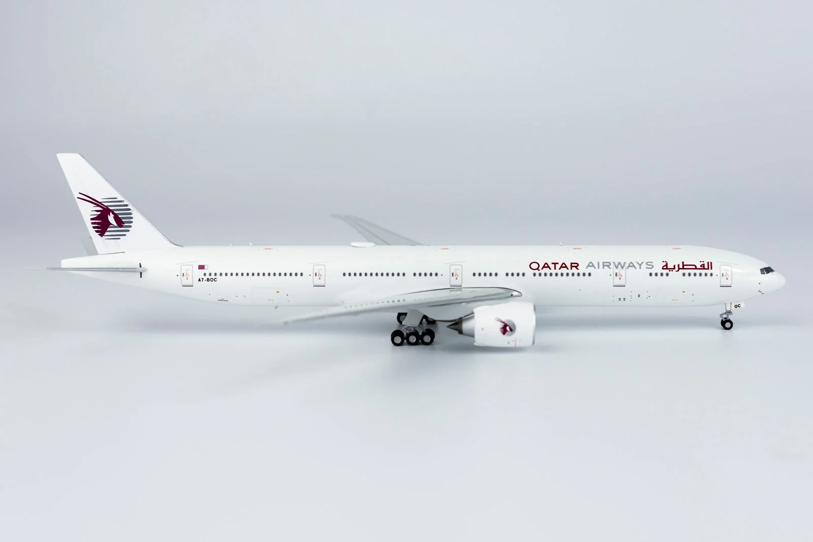 * 1/400 Qatar Airways B 777-300ER "Retro Livery" NG Models 73017 - Image 5