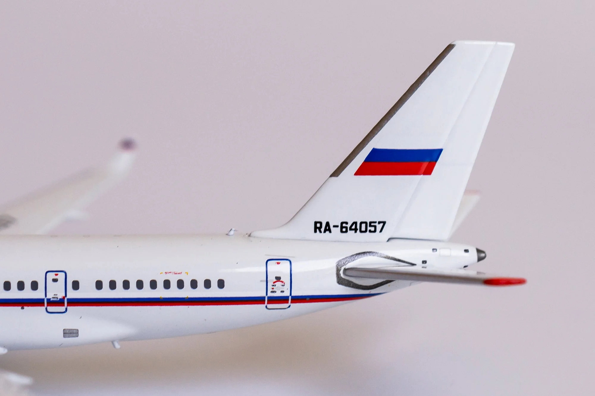 *1/400 Russia State Transport Company Tu-204-300 NG Models 41002 - Image 3