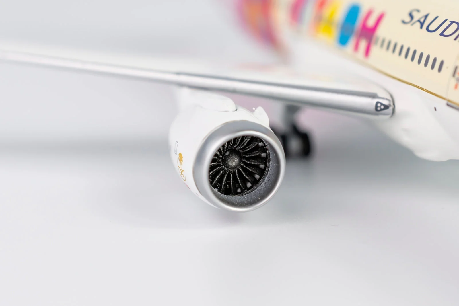 * 1/400 Saudi Arabian Airlines B 787-9 "Riyadh Season Livery" NG Models 55081 - Image 6