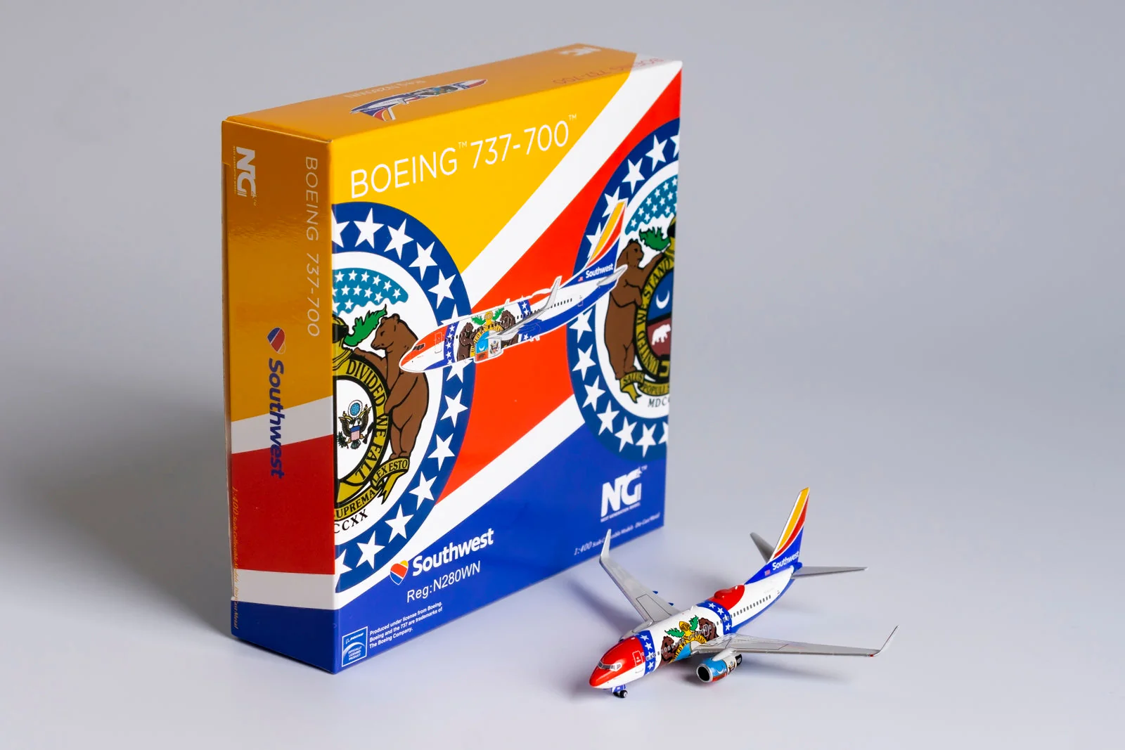 *1/400 Southwest Airlines B 737-700/w "Missouri One" NG Models 77015 - Image 9